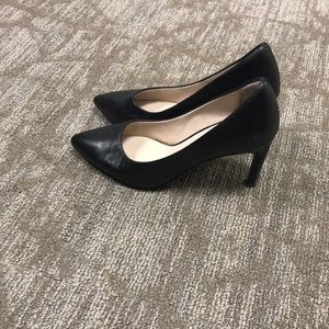 Cole Haan black leather pumps